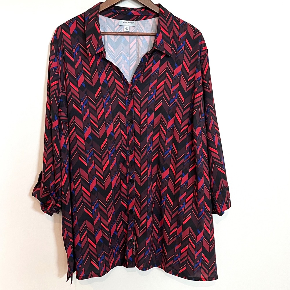 Catherines Women 2X Red Black Chevron Print Roll Tab Button Down Shirt
